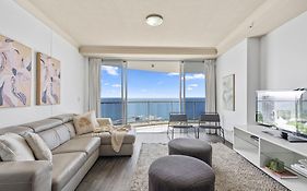 Chevron Renaissance - Qstay